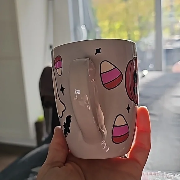 Cute halloween mug!!!! - Picture 5 of 5
